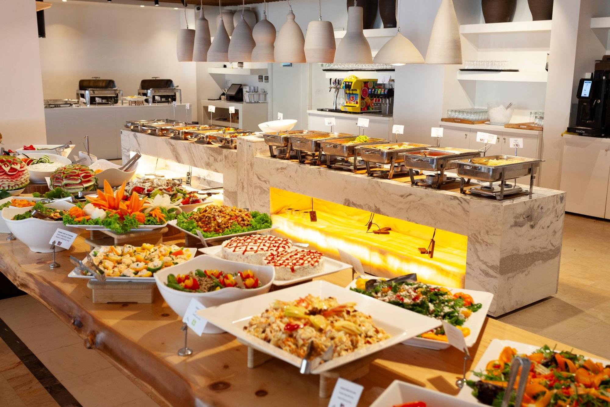 Amaronda Resort & Spa Eretria Екстериор снимка